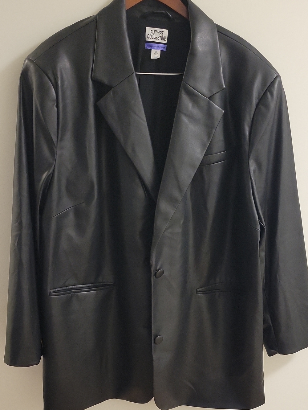 FUTURE COLLECTIVE Black Faux Leather Blazer Size 2x‎